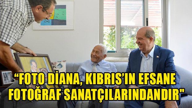 Президент Татар посетил Мустафу Мехмета Салиха Окая, одного из старейших фотографов Кипра