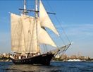 Благотворительная вечеринка в открытом море