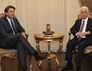 Президент ТРСК, Эроглу, принимает у себя датского посла в последний раз.