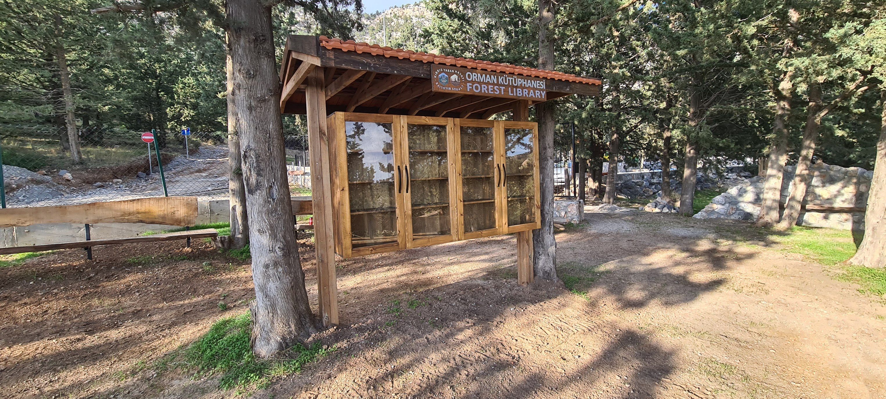 Библиотека под открытым небом в Taşkent Doğa Parkı