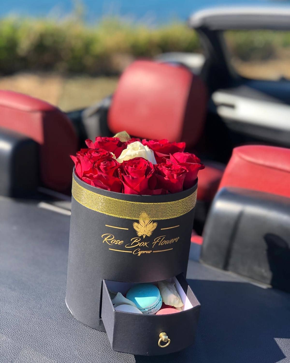Цветочный магазин "Rose Box flowers"