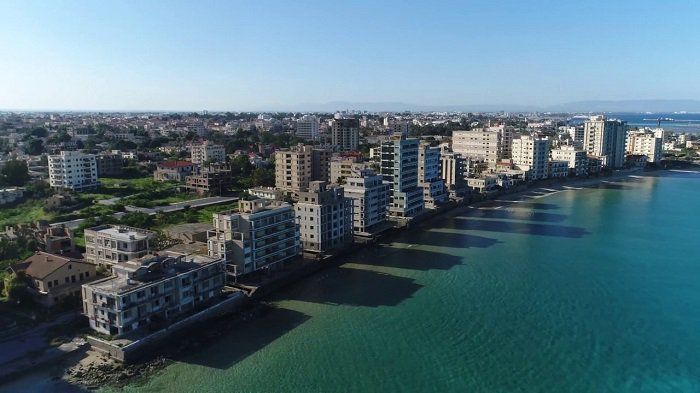 Владельцы отелей Вароши хотят обновить свои документы
