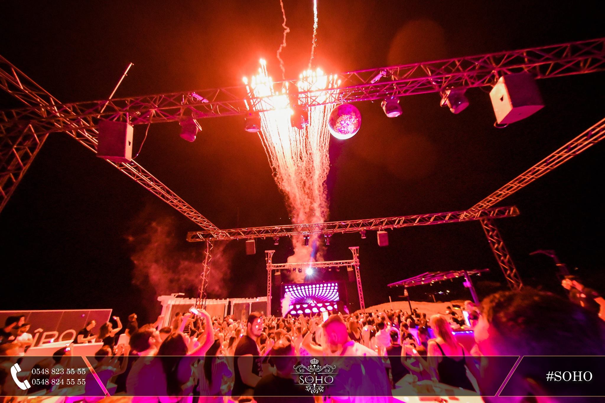 Сохо нью-йорк паб. Ресторан сохо в саратове. Soho вывеска. Сохо назрань кафе. Сохо фотоотчет.